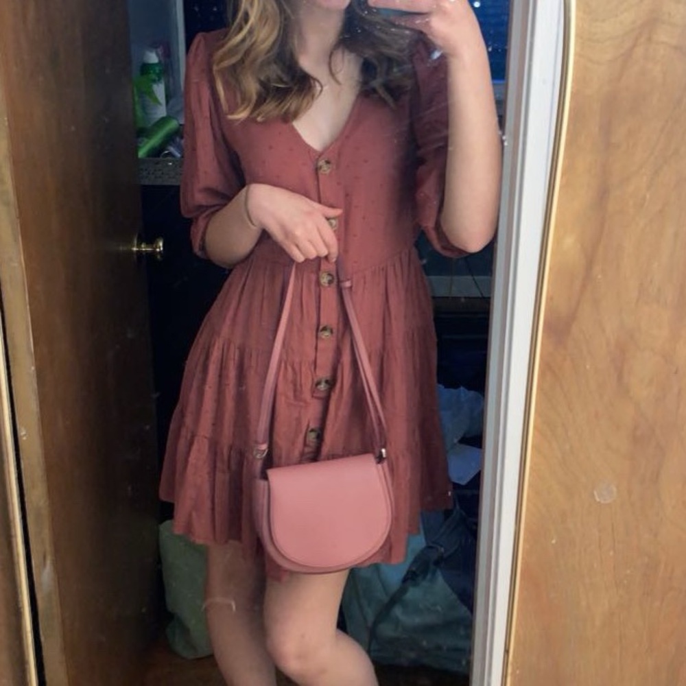 Elegant Pink Button-Up Dress